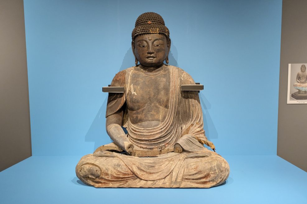 曹源寺の阿弥陀如来坐像